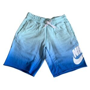 ➰ Nike Men's AW77 Alumni French Terry shorts ➰